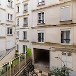 Studio Elegant Charme Intemporel - Paris 18 - 2P